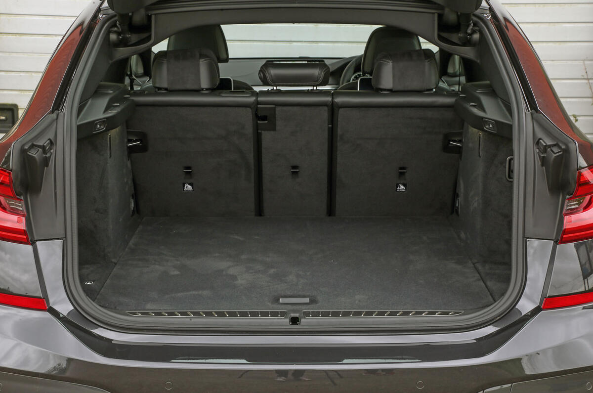 BMW 6 Series Gran Turismo boot space