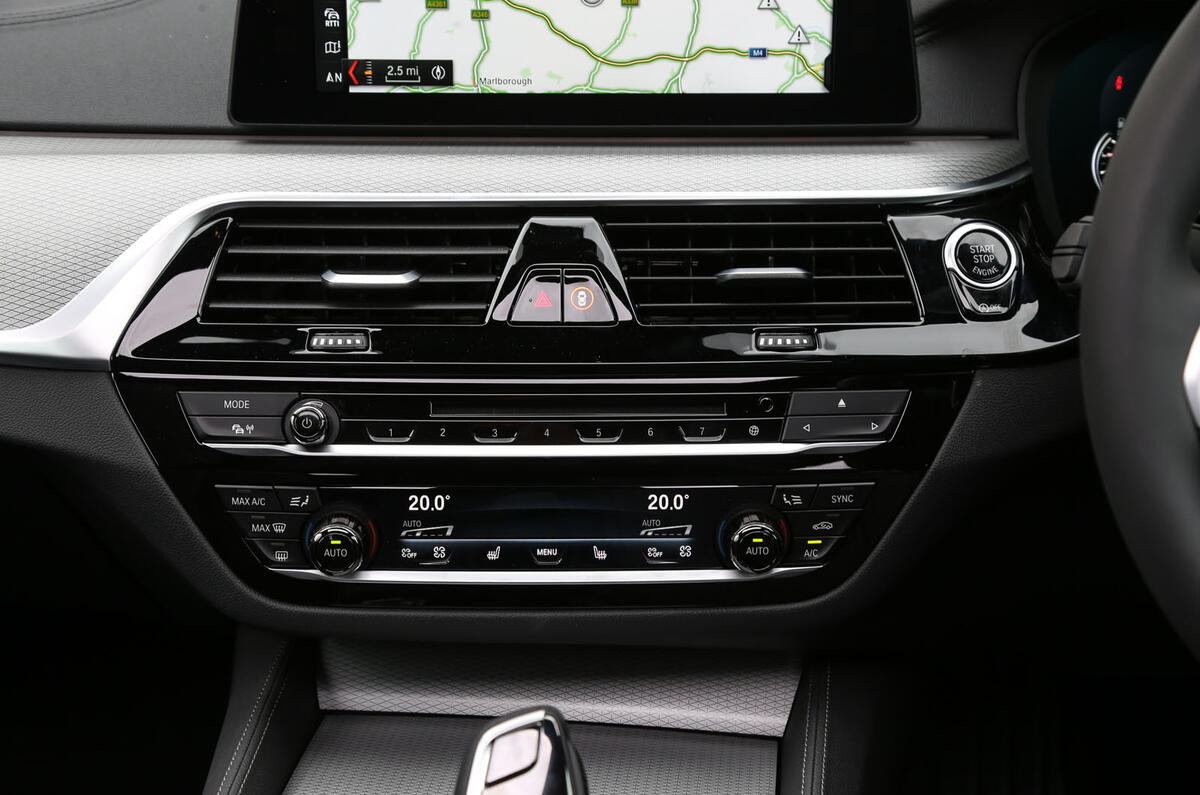 BMW 6 Series Gran Turismo centre console