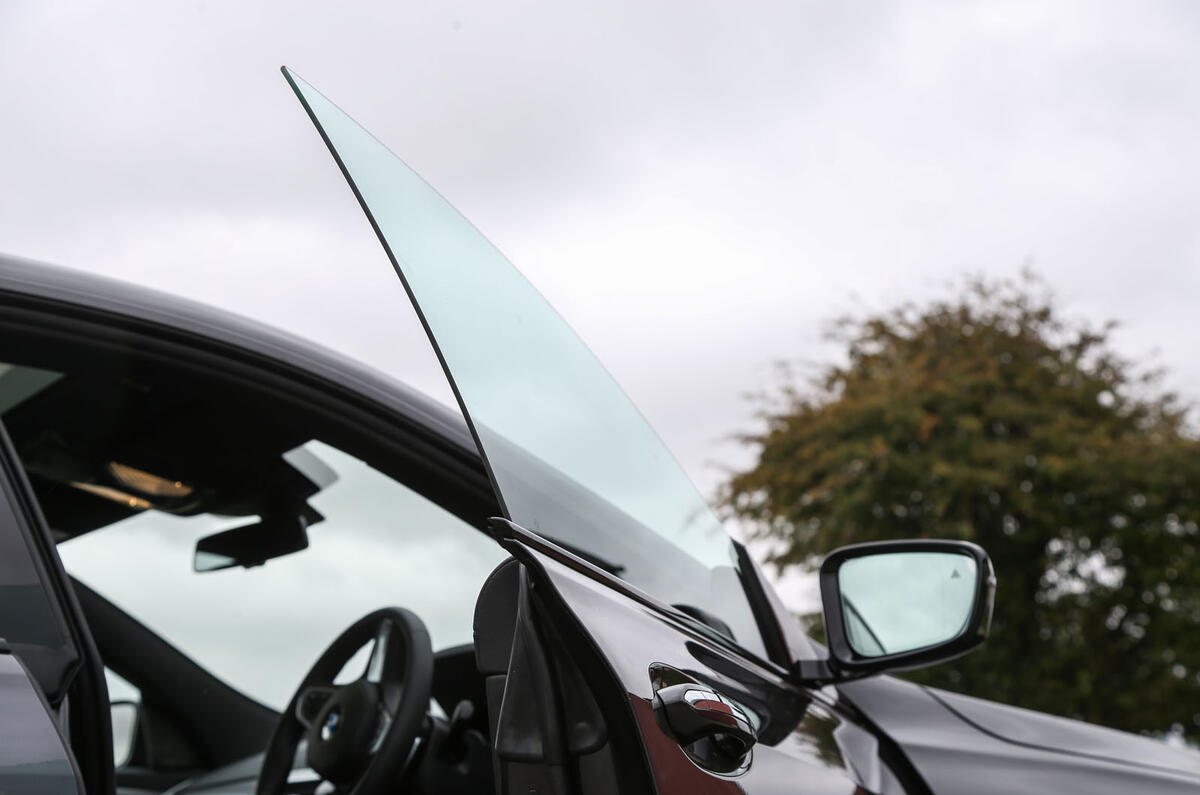 BMW 6 Series Gran Turismo frameless door frames