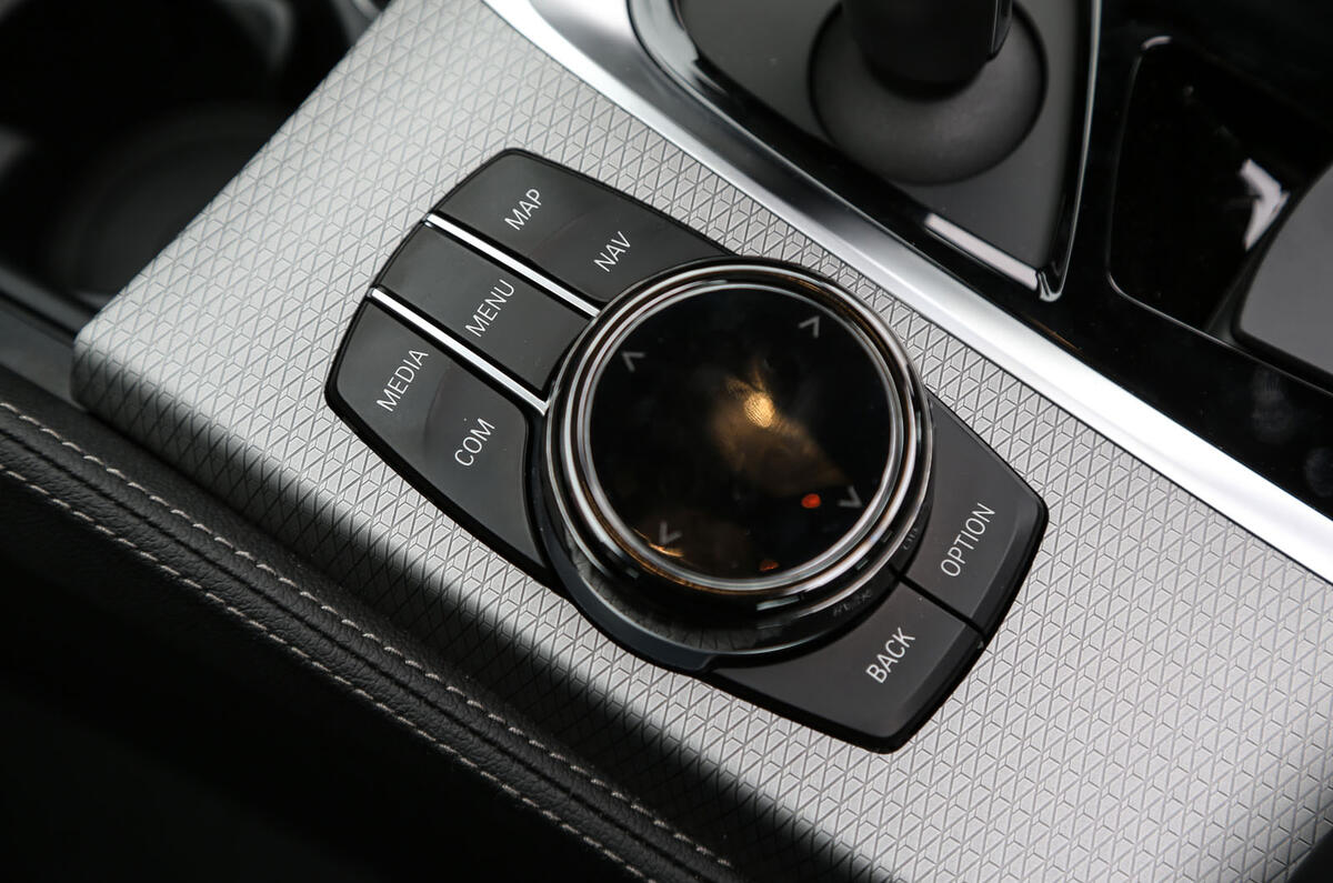 BMW 6 Series Gran Turismo iDrive controller