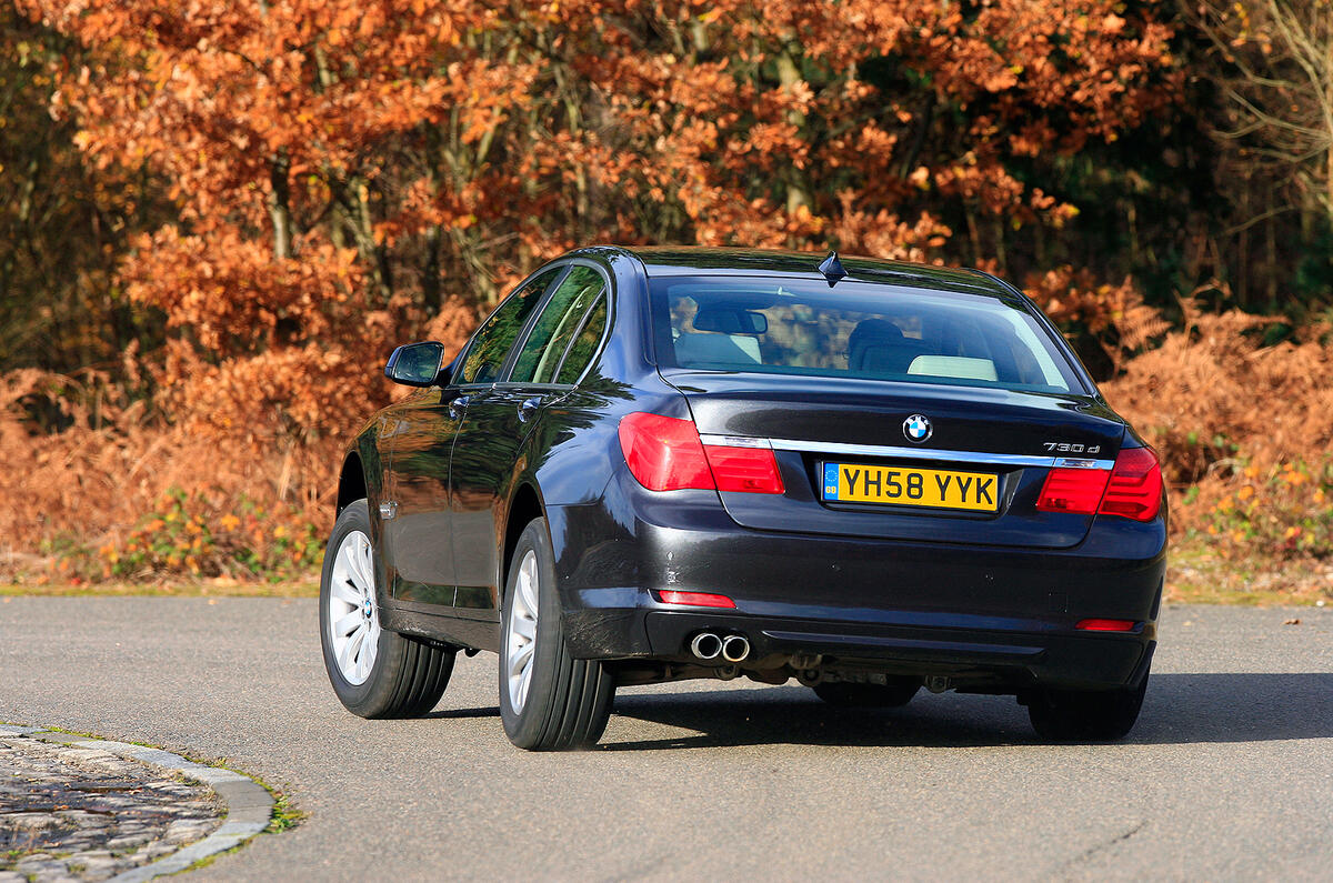 BMW 7 Series rear cornering