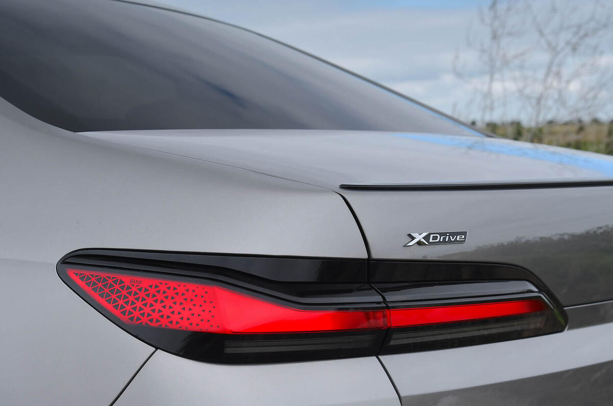 BMW 7 Series review 2025 0011