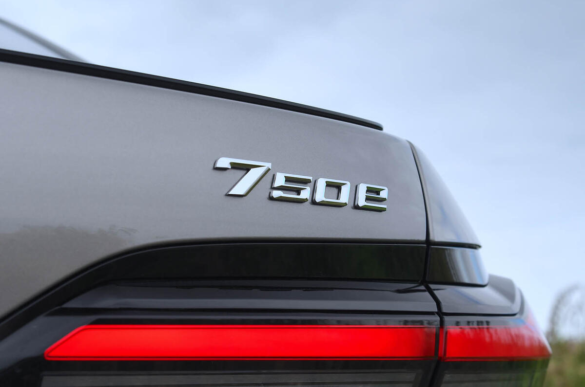 BMW 7 Series review 2025 0012