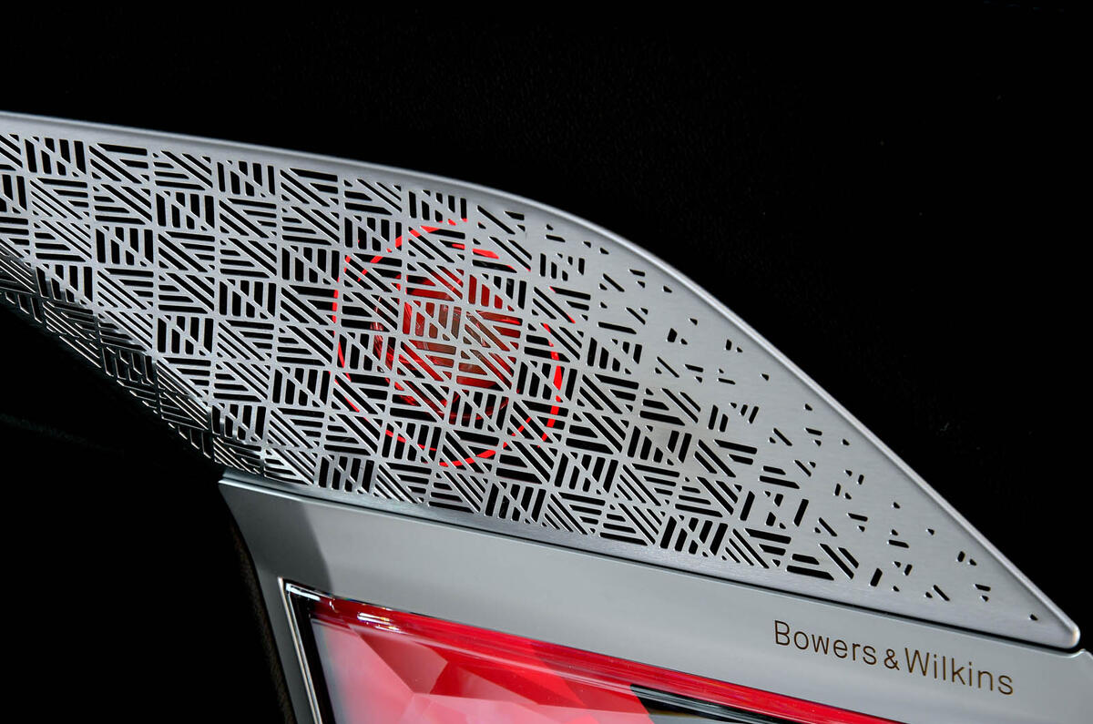 BMW 7 Series review 2025 0020