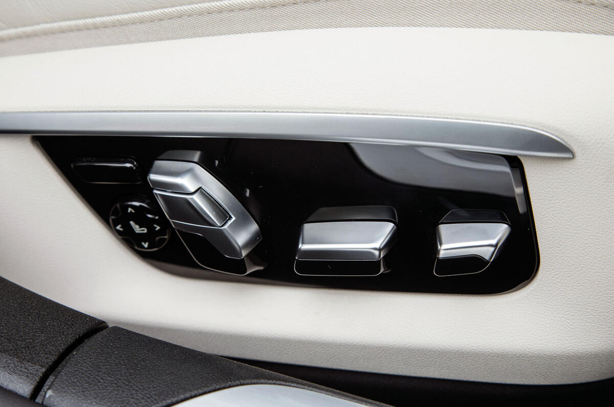 BMW 7 Series rear seat controls