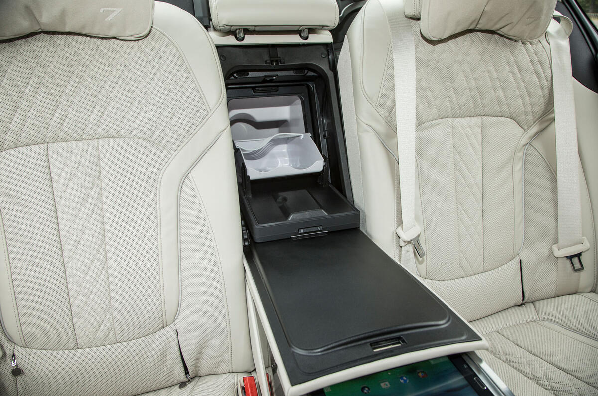 BMW 7 Series rear airline seats