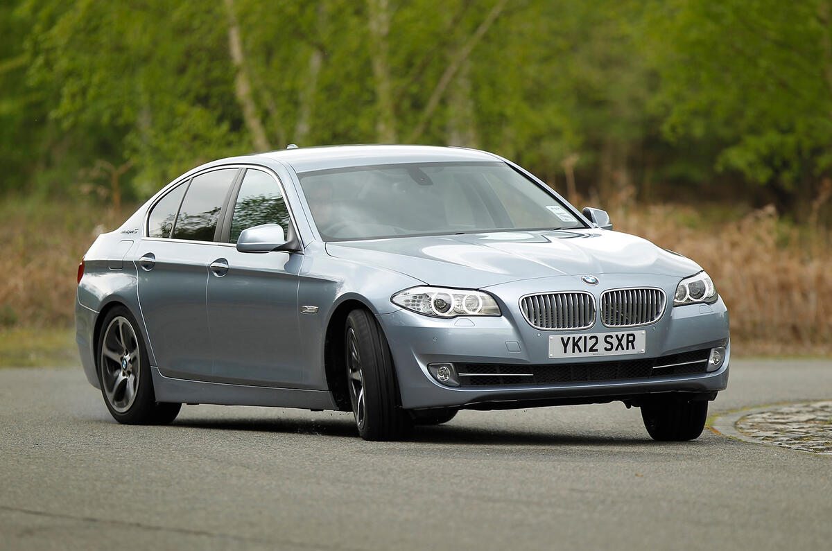 BMW ActiveHybrid 5 cornering