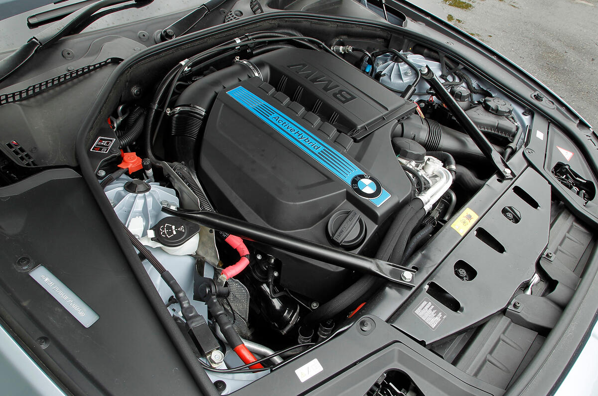 BMW ActiveHybrid 5 petrol electric engine