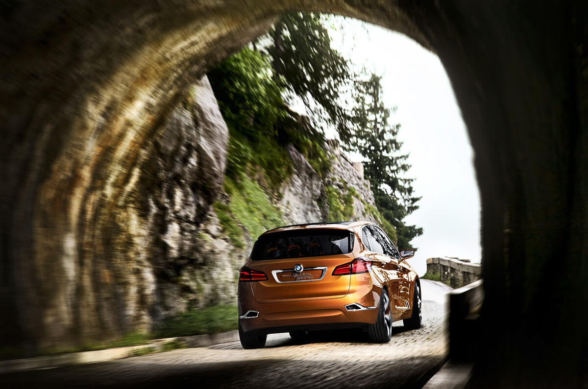 BMW Concept Active Tourer Outdoor revealed