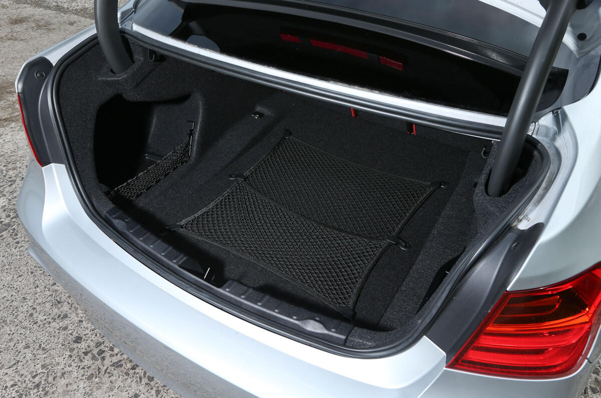 Comparison: BMW 420d Gran Coupe versus 330d saloon