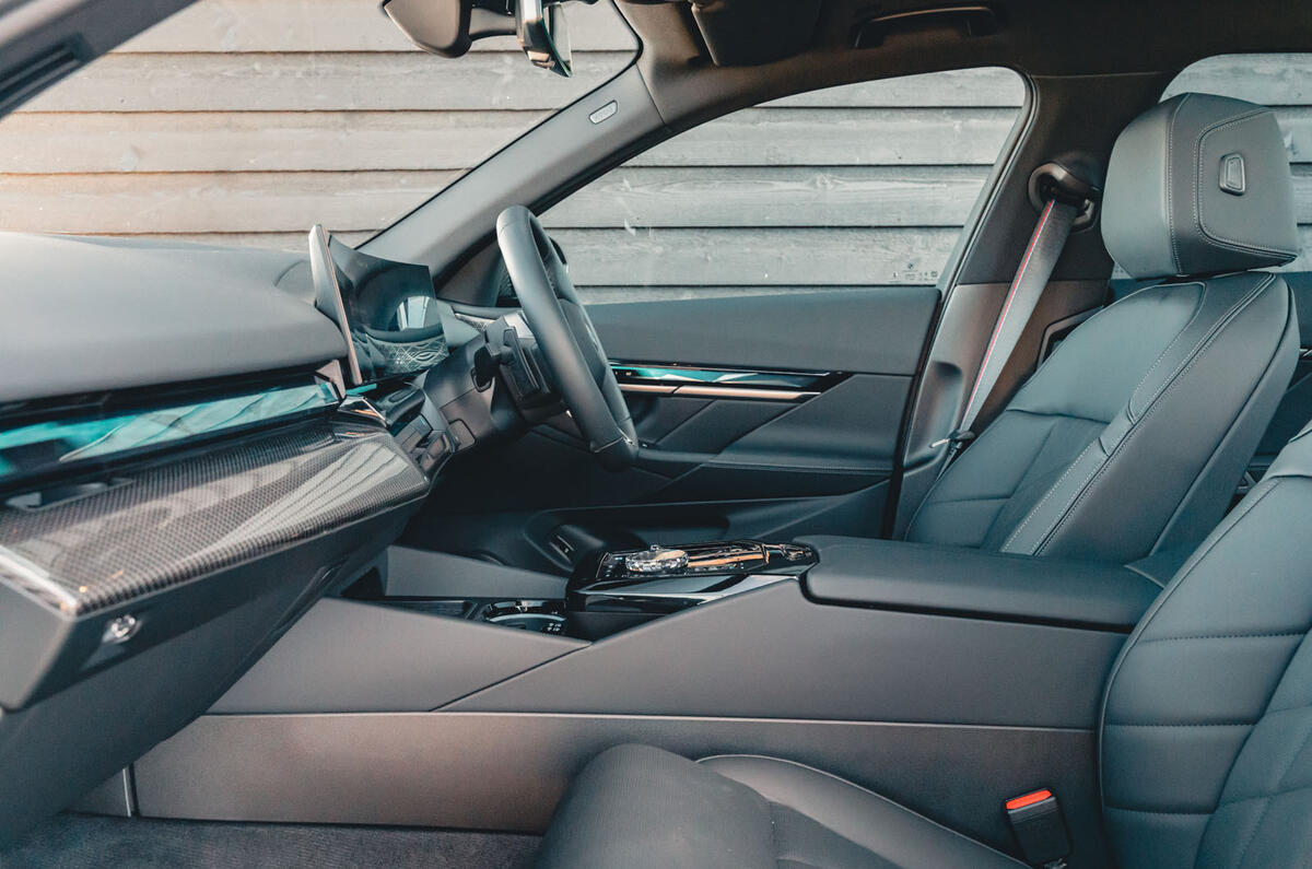 bmw i5 review 2023 15 front seats