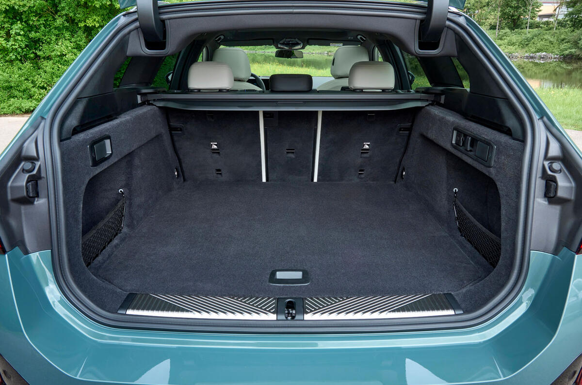 bmw i5 touring review 2025 12 boot
