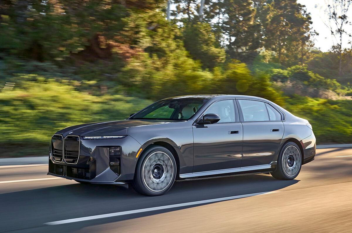 BMW i7 review 2026 040