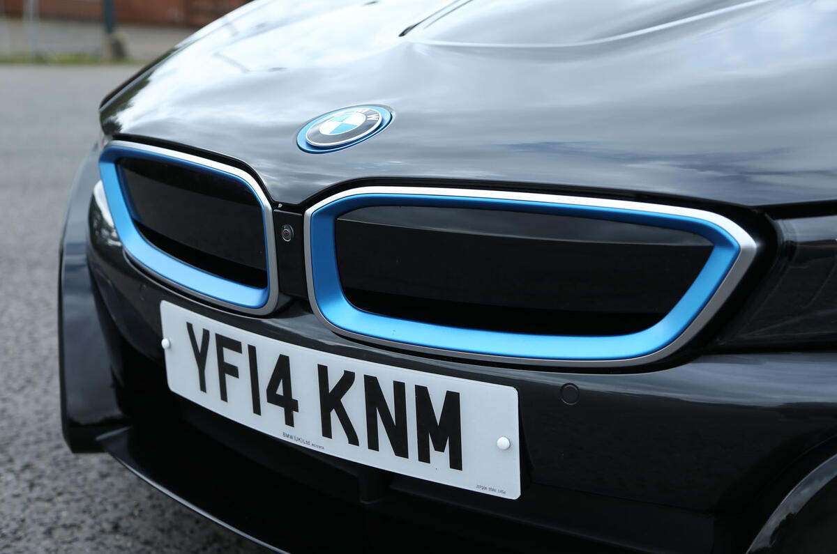 BMW i8's nose