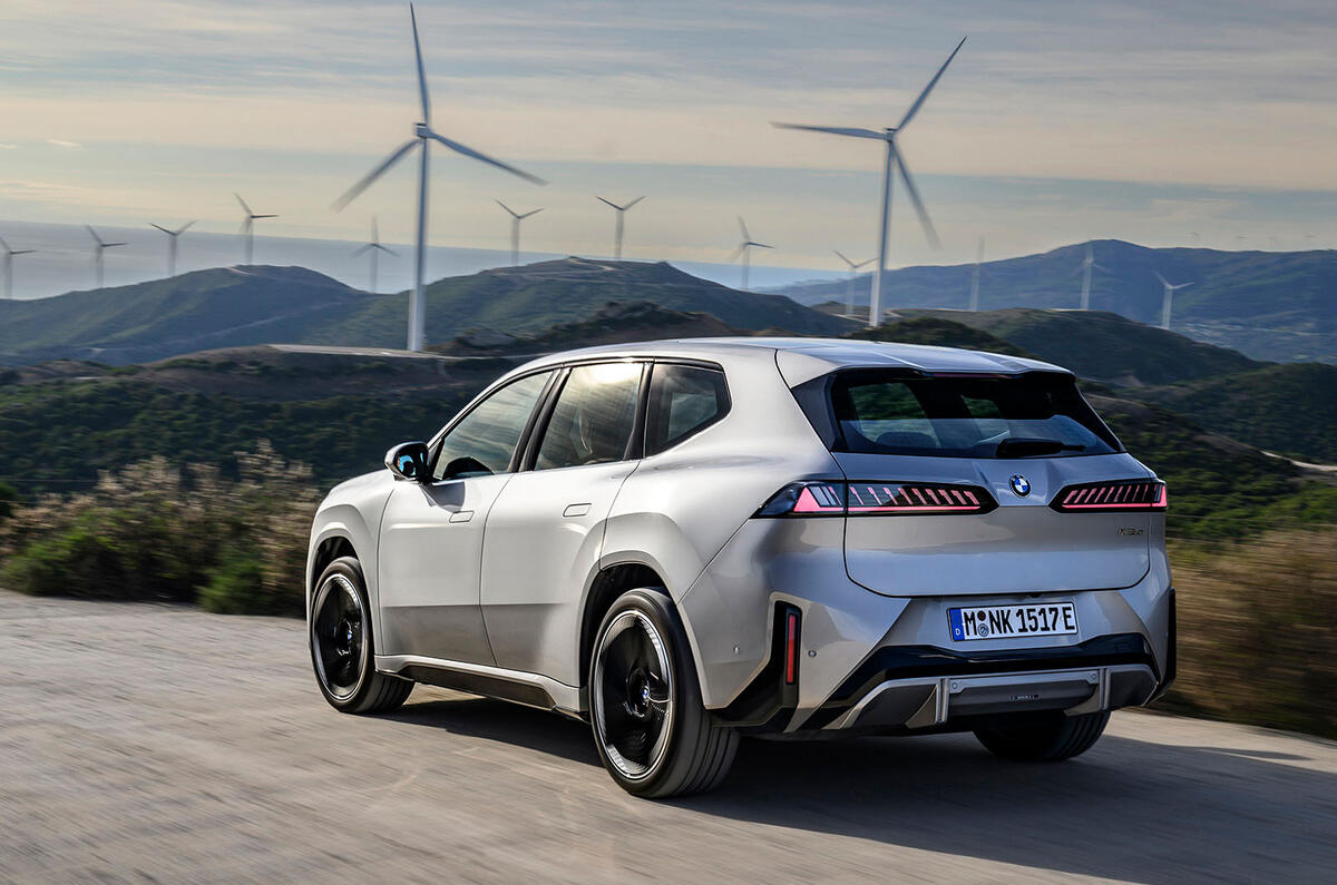 BMW iX3 review 2025 025
