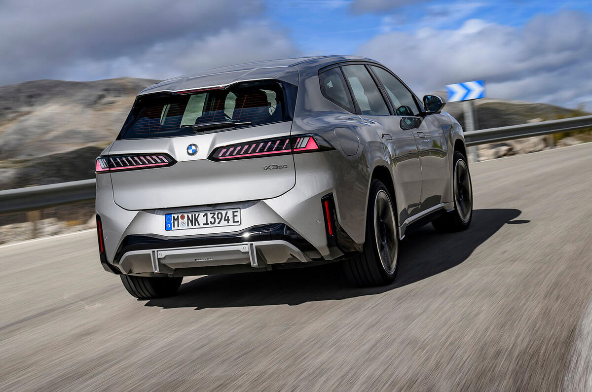 BMW iX3 review 2025 029
