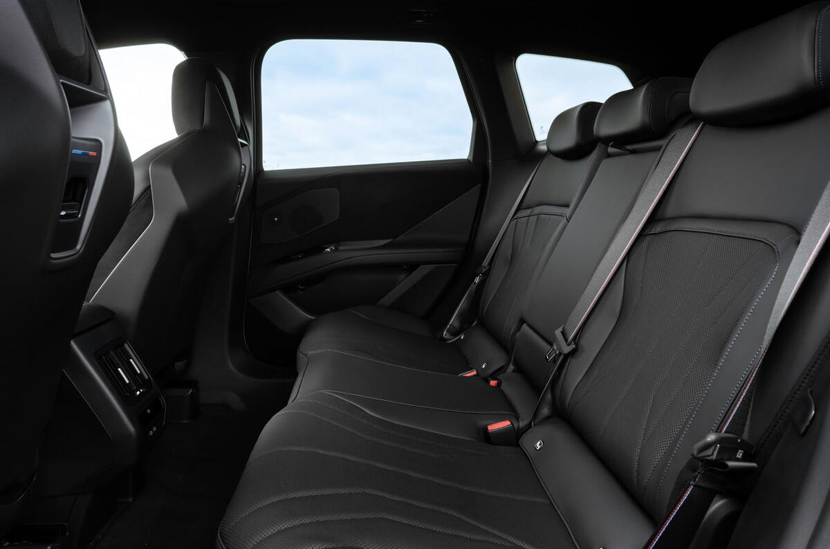 BMW iX3 review 2026 022