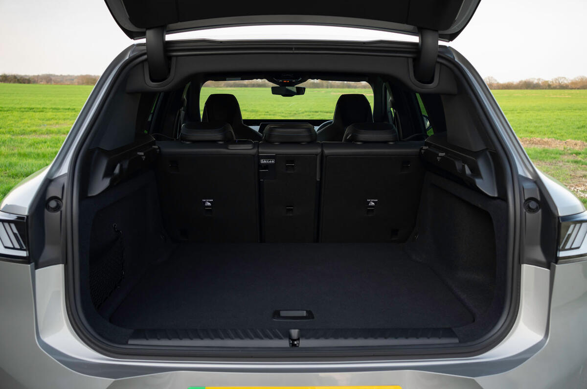 BMW iX3 review 2026 023