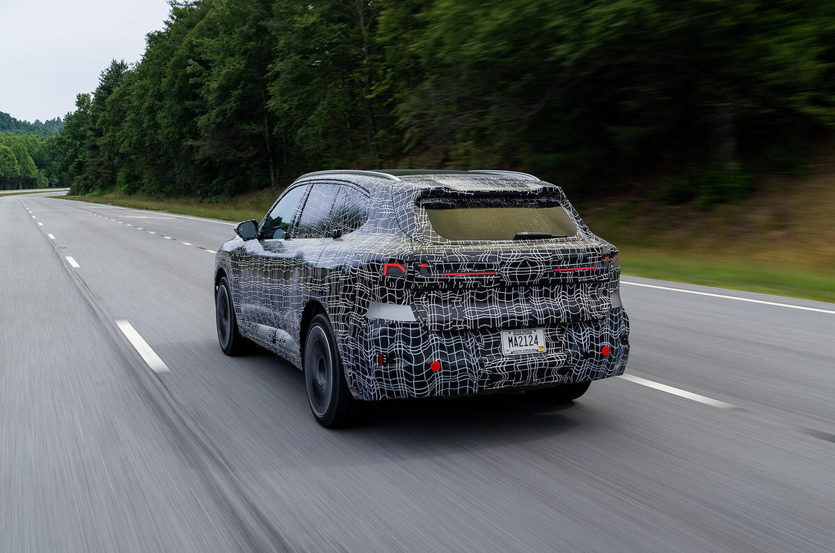 BMW iX5 reveiw 2026 61