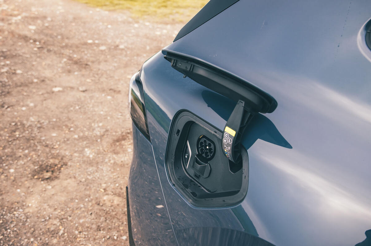 BMW iX£ road test review 2026 009