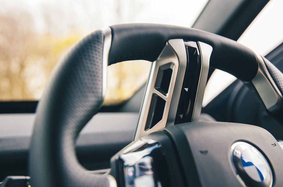 BMW iX£ road test review 2026 013