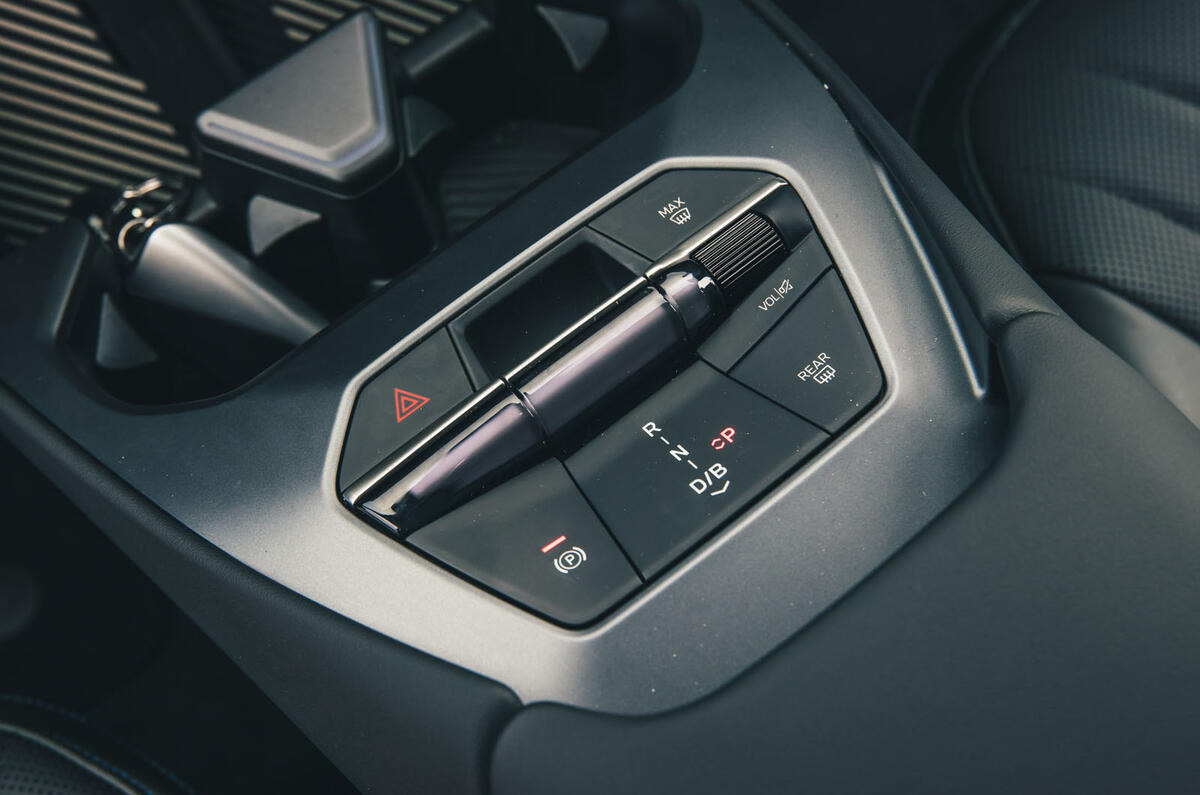 BMW iX£ road test review 2026 018