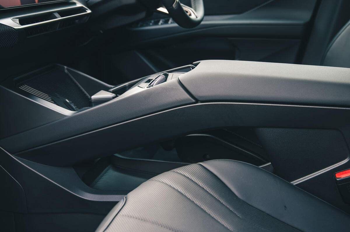 BMW iX£ road test review 2026 019