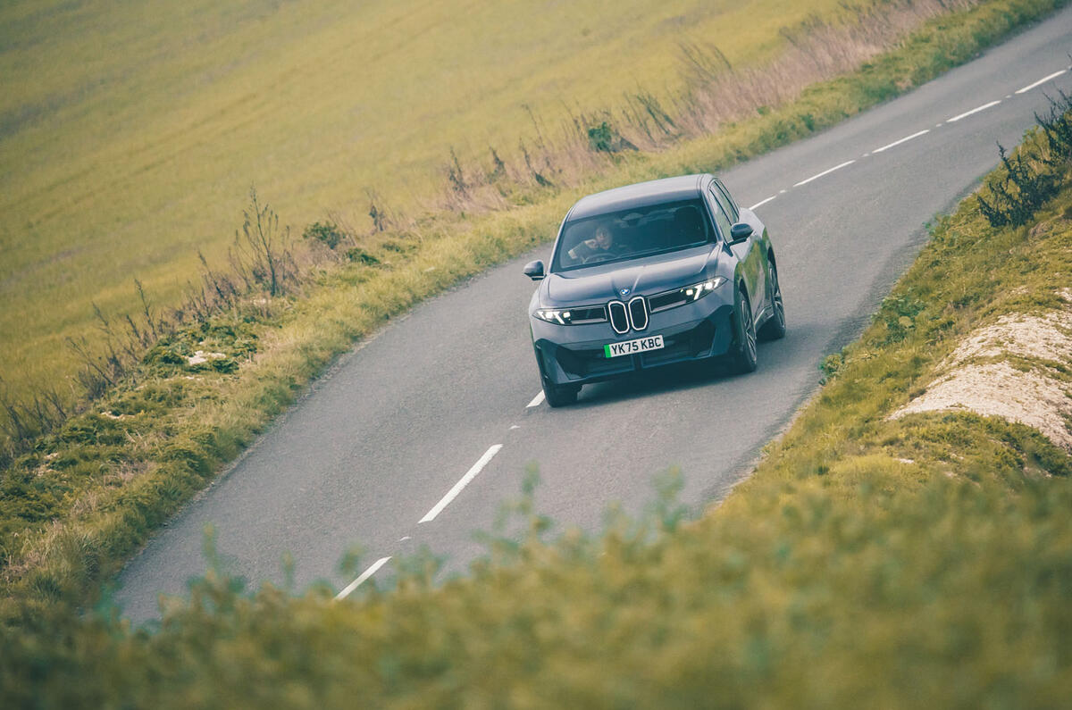 BMW iX£ road test review 2026 030