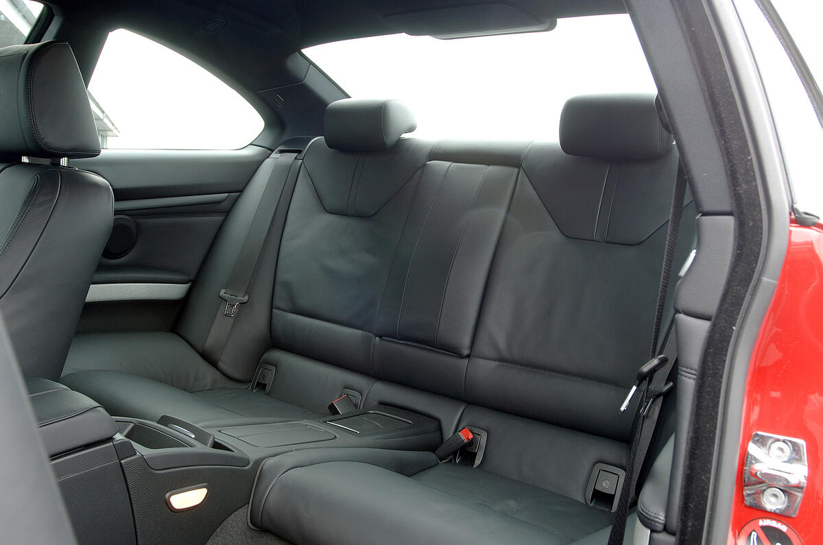 BMW M3 Coupé rear seats
