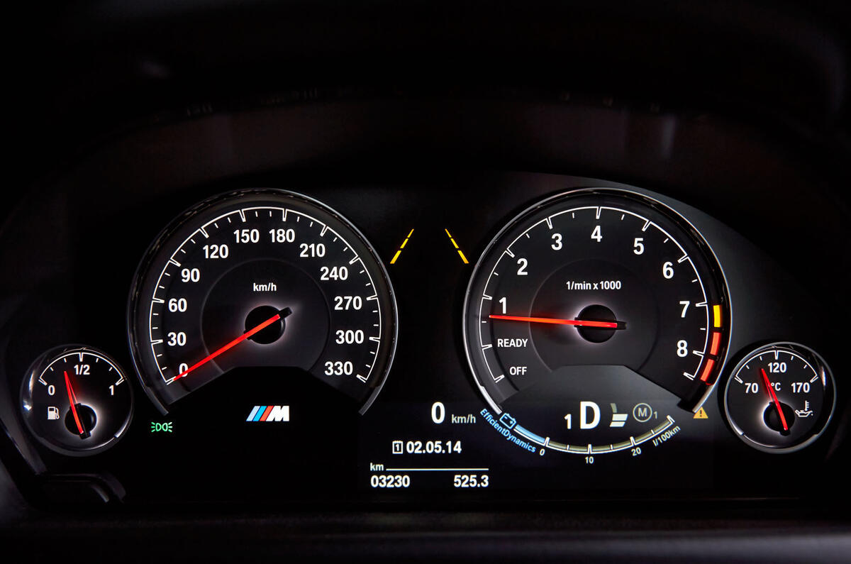 Comparison: new BMW M4 vs Mercedes-Benz C63 AMG