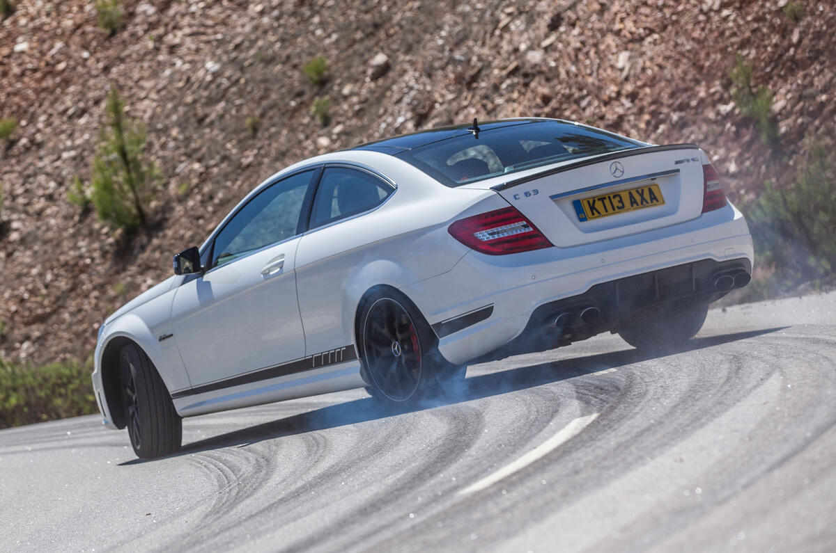 Comparison: new BMW M4 vs Mercedes-Benz C63 AMG