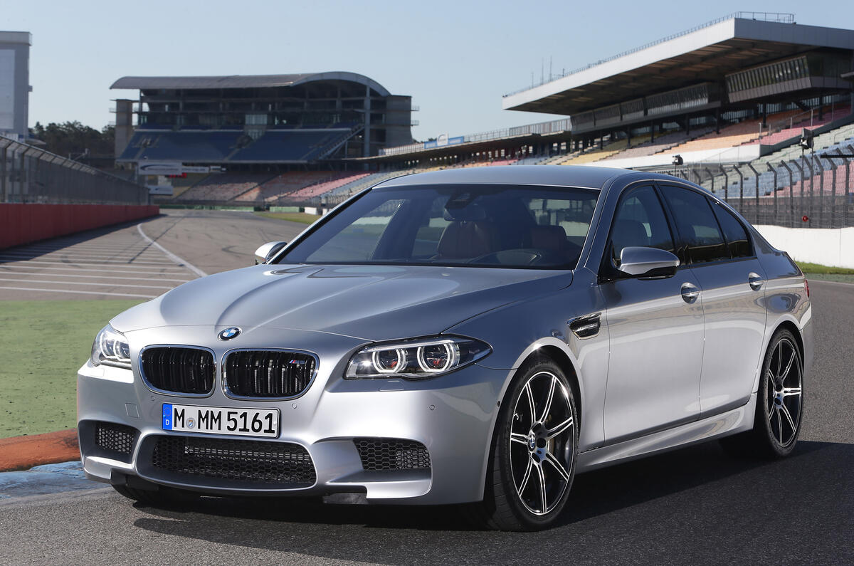 Facelifted BMW M5 revealed