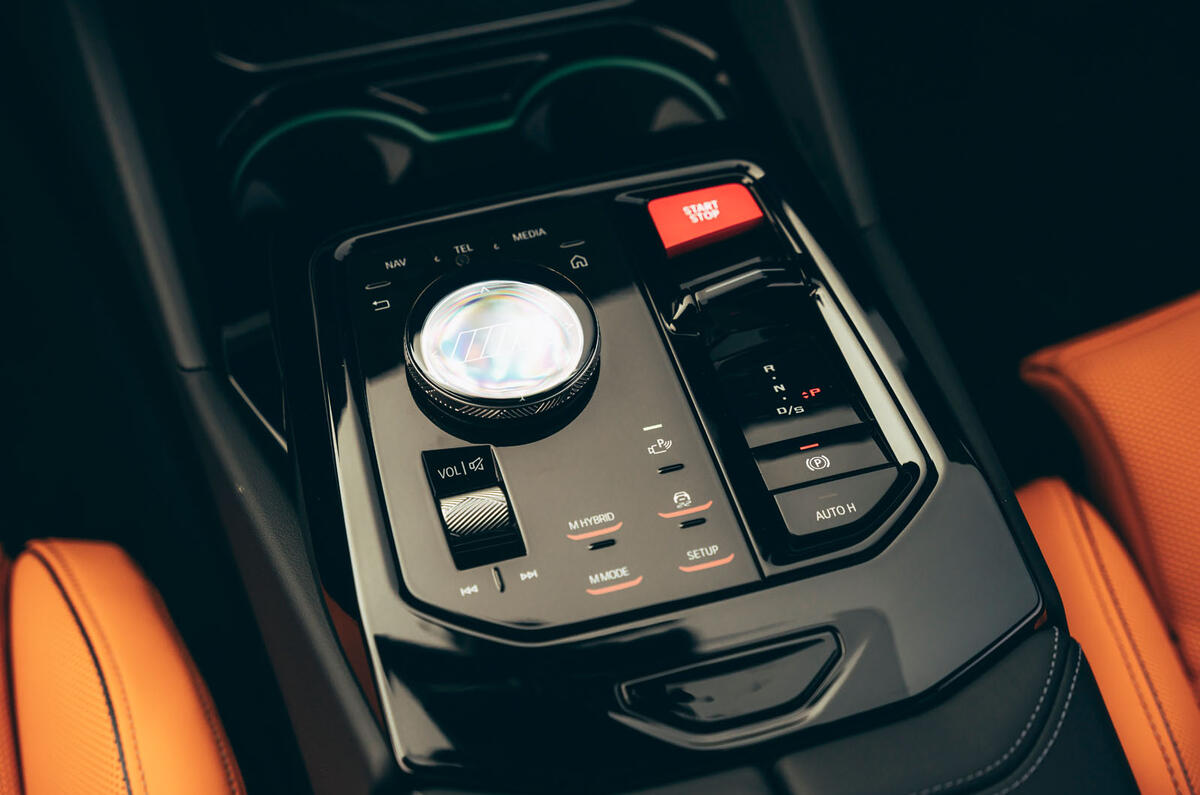 BMW M5 review 2025 021 centre console