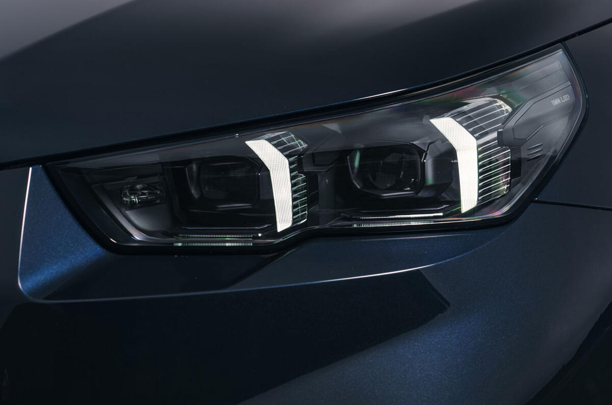 bmw m5 touring 2025 Review headlight 3831 bmw m5 touring 2025 Review headlight 3831