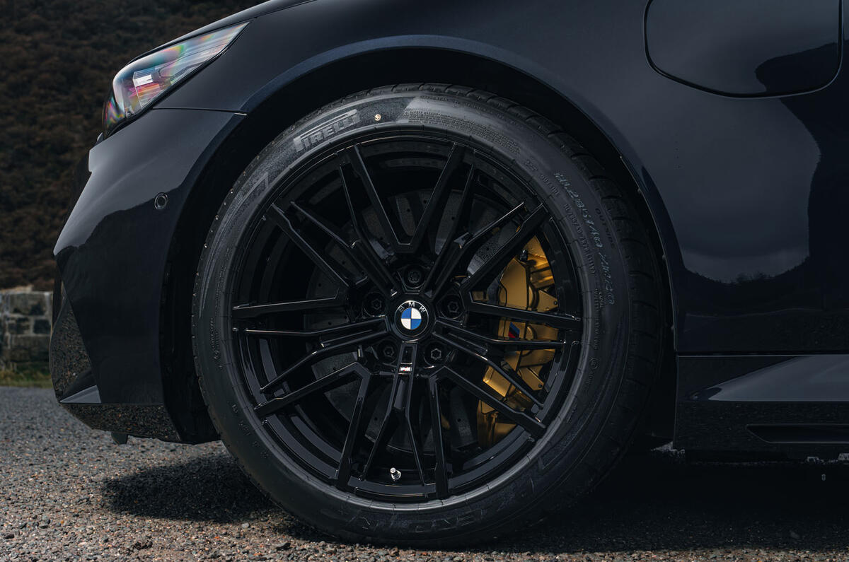 bmw m5 touring 2025 Review wheel 3829 bmw m5 touring 2025 Review wheel 3829
