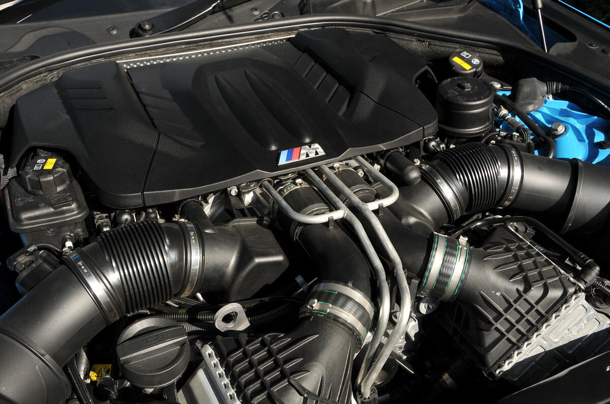 4.4-litre V8 BMW M6 engine
