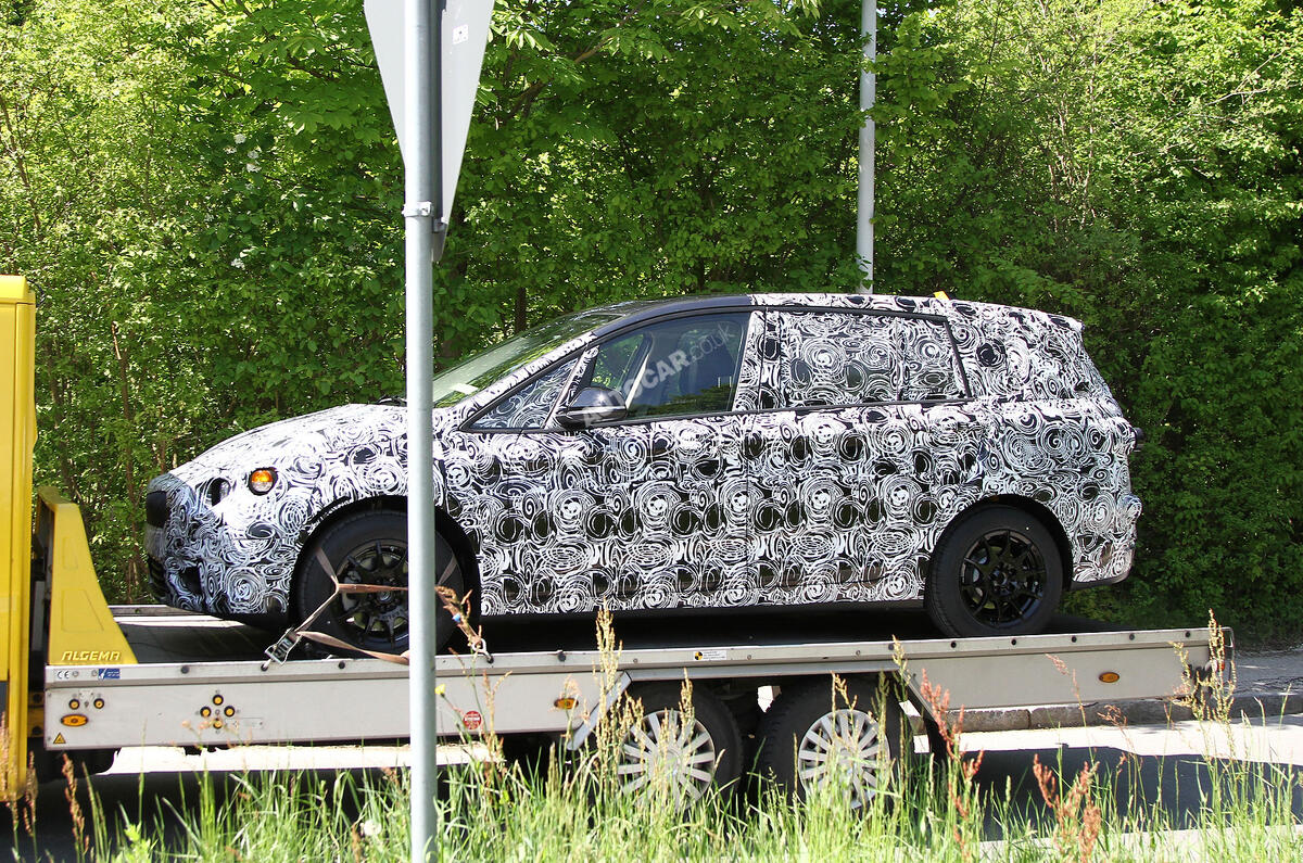 no title BMW 1-series GT - latest spy shots