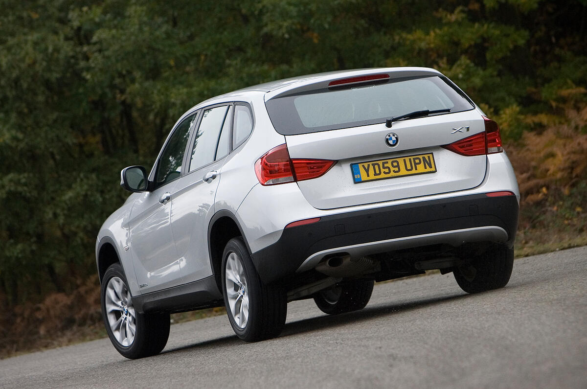 BMW X1 rear cornering