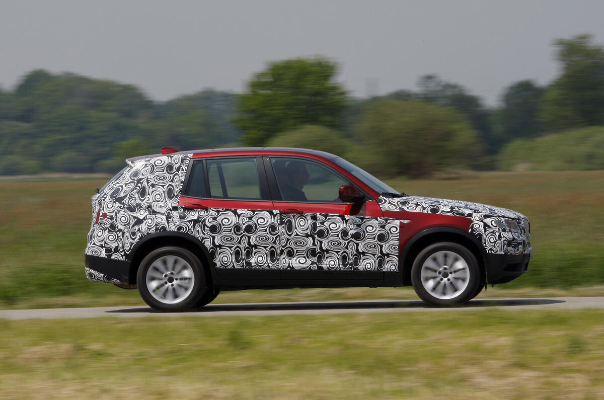 no title BMW X3 - first details
