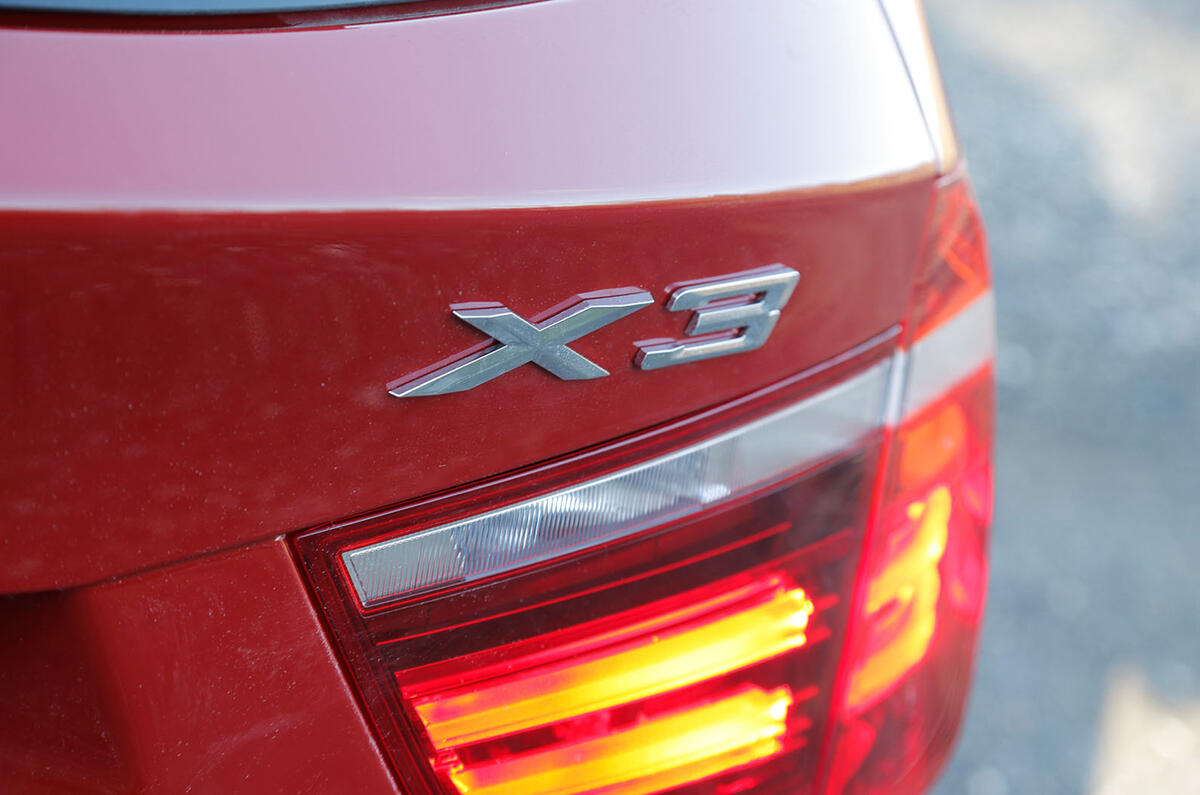 BMW X3 badging