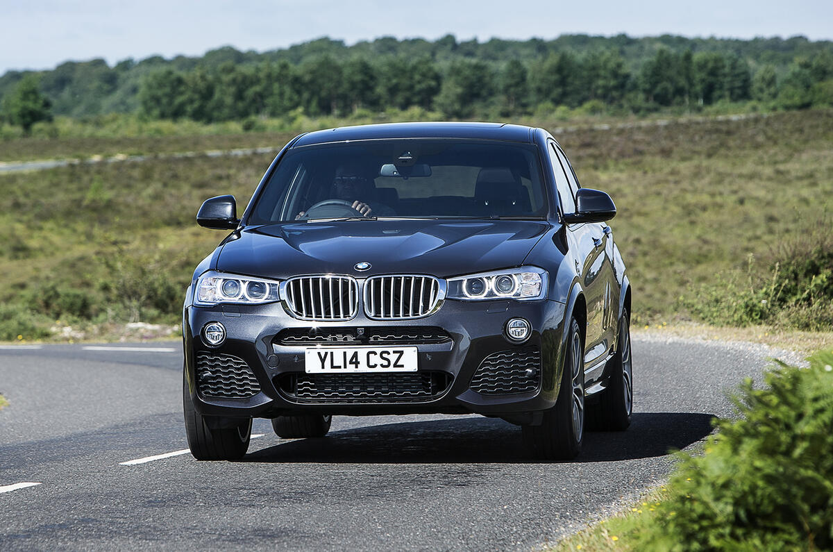 BMW X4 cornering
