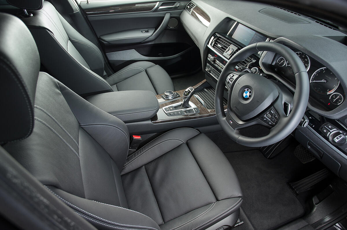 BMW X4 front seats