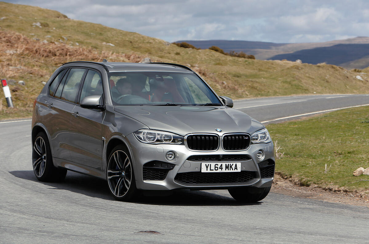 BMW X5 M hard cornering