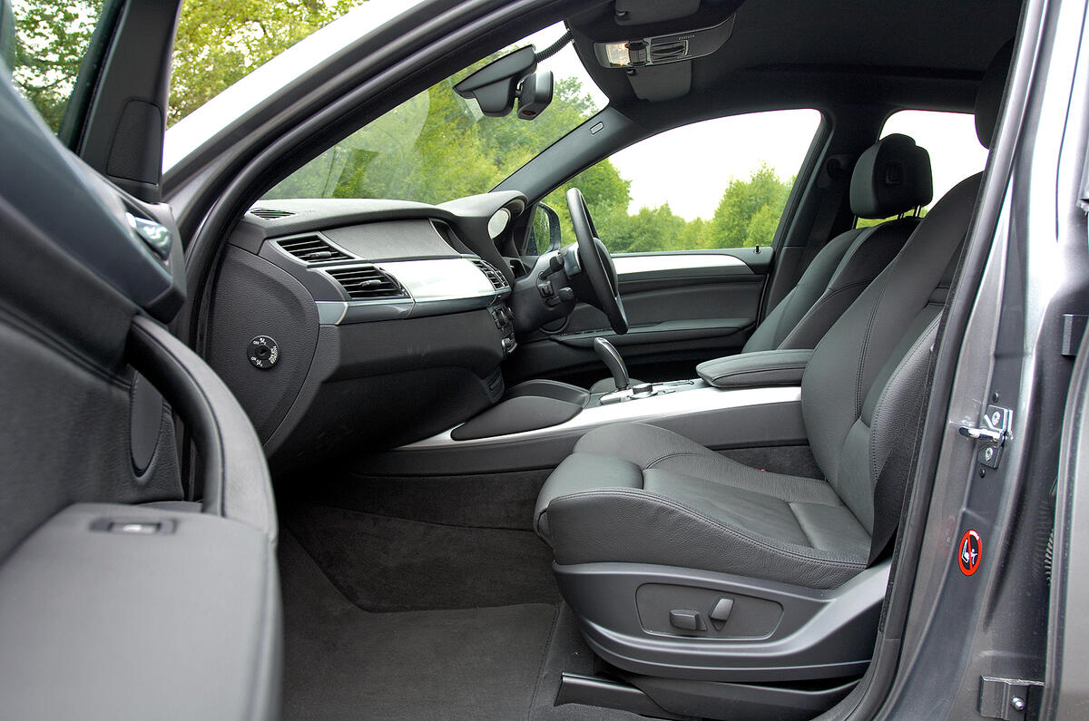 BMW X6 front seats