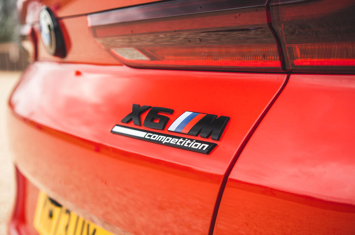 bmw x6m review 2024 08 badge