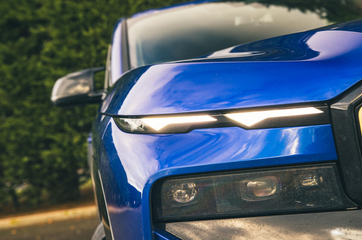 BMW XM review 2025 004