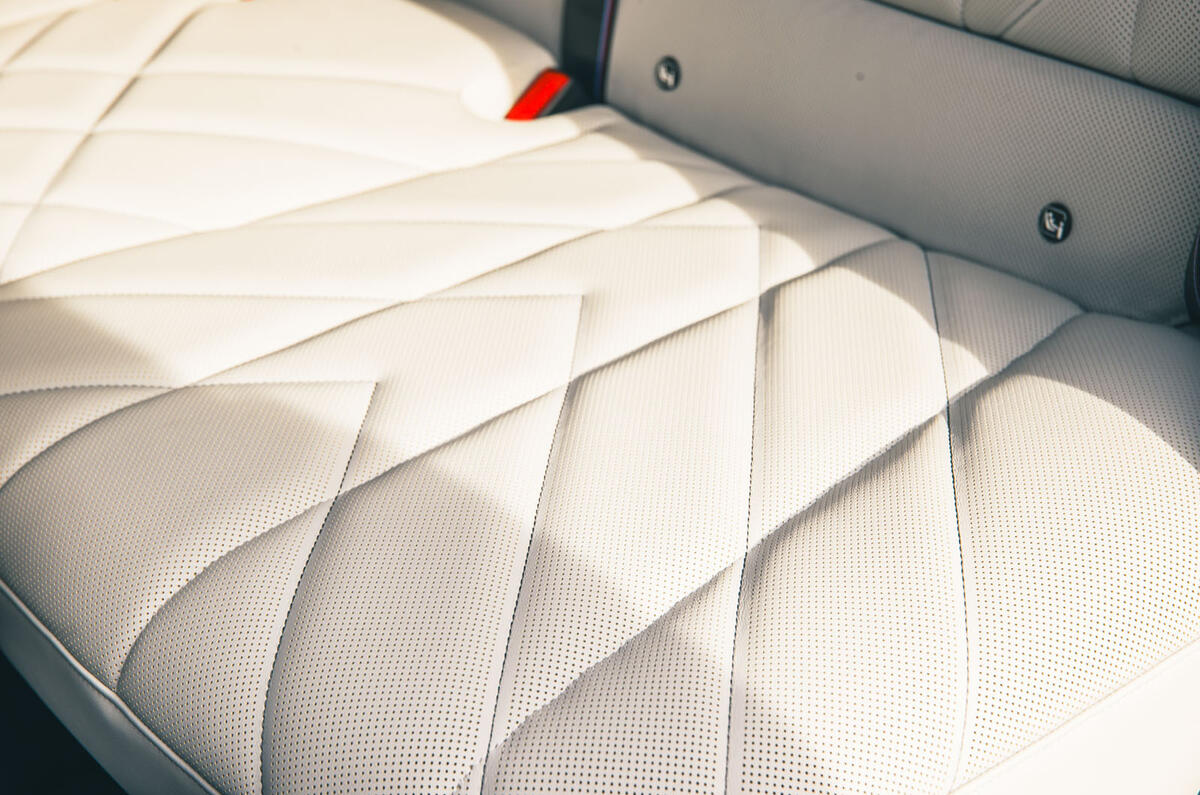 BMW XM review 2025 013