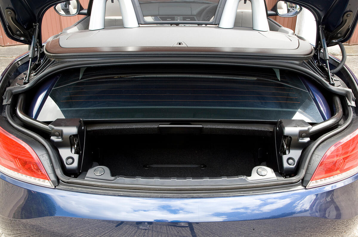 BMW Z4 boot space