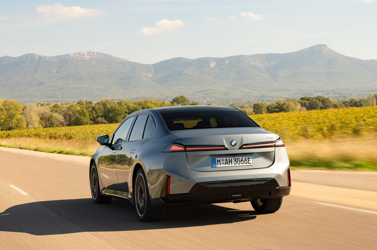 BMW i3 50 xDrive 005 WGM