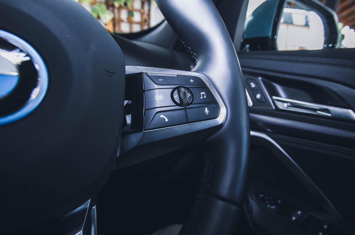 BMW iX1 steering wheel